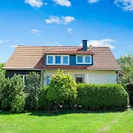 Stylish In With Garden