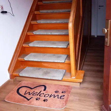 Appartement Stylish In With Garden