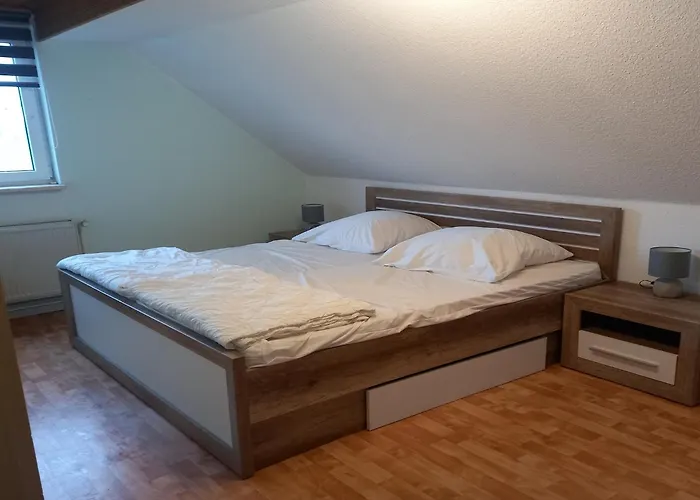 Stylish In With Garden Stormbruch