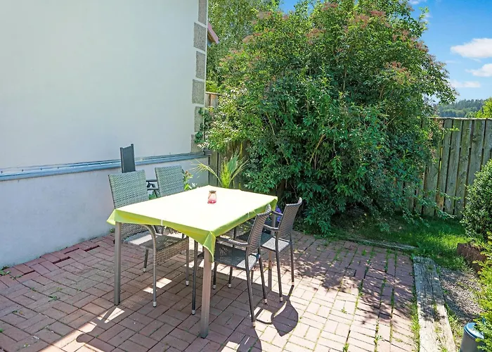 Stylish In With Garden