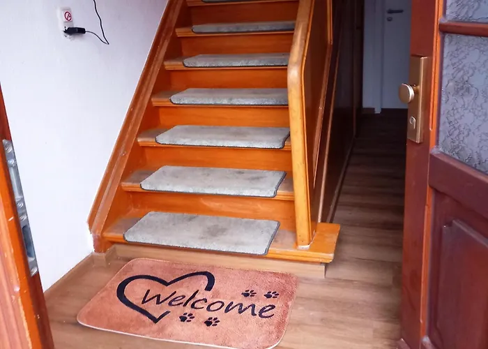 Appartement Stylish In With Garden