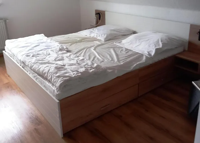 Stylish In With Garden